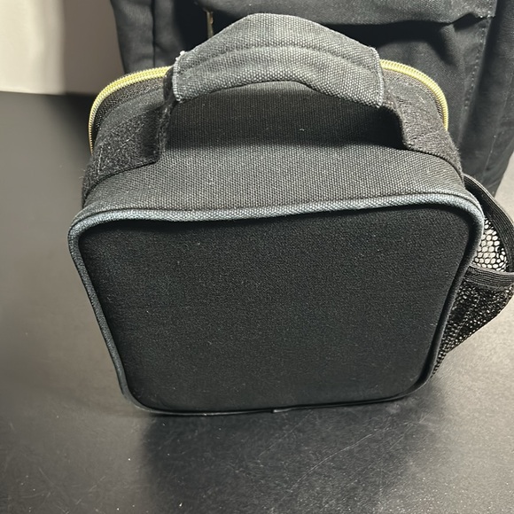 Black cat back pack & lunch box Pottery Barn Teen - Picture 3 of 7